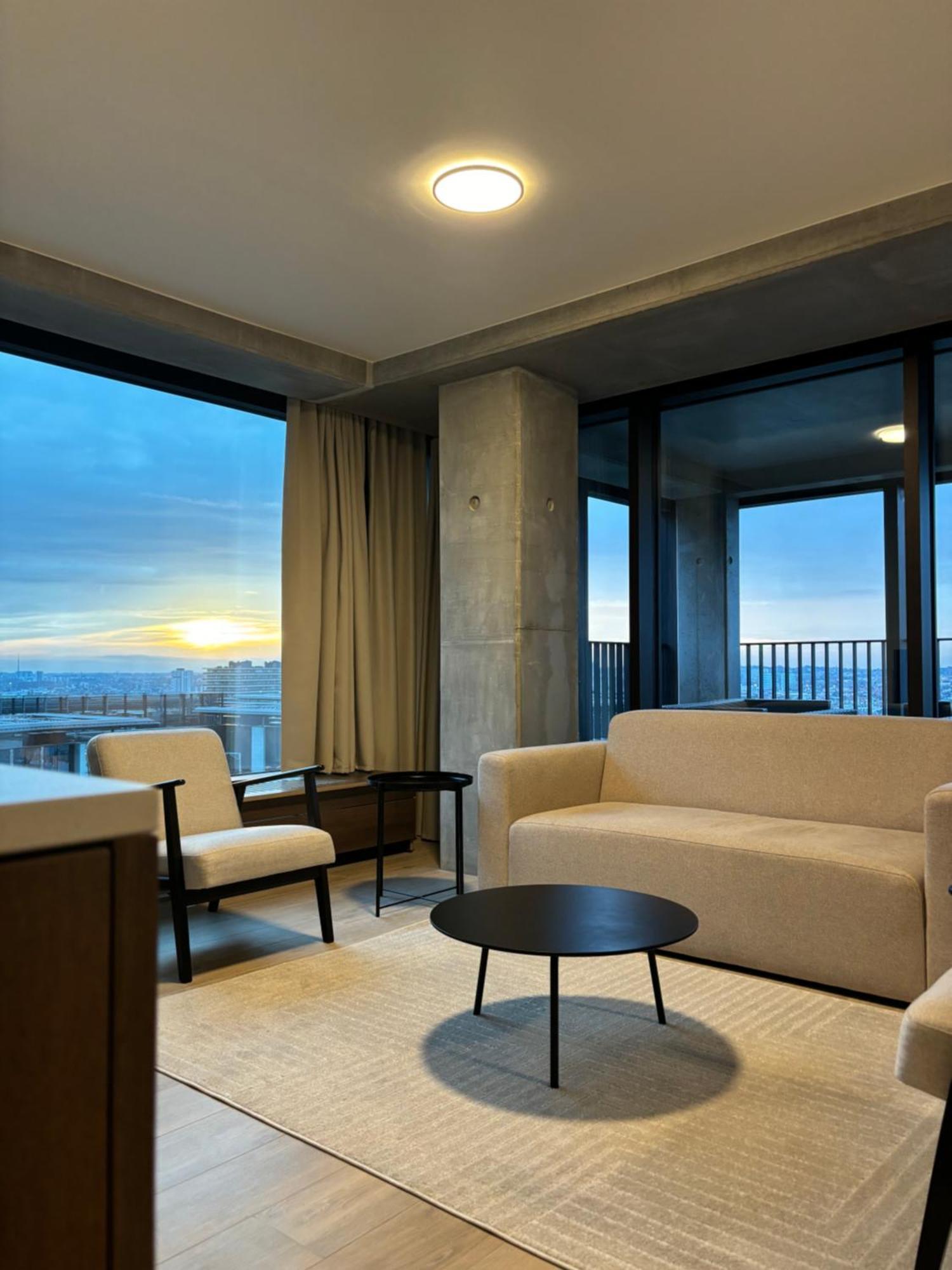 Beautiful With Panoramic View Of Center With Roof Terrace Appartamento *
